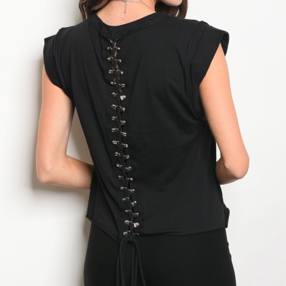 🤩Black Lace Up Hook Eye Cap Sleeve Tee - Picture 2 of 2
